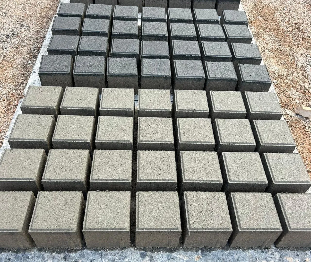 Concrete Cobblestones 100x100x80mm Heavy Duty Grey Hydraulic Pressed 1 3