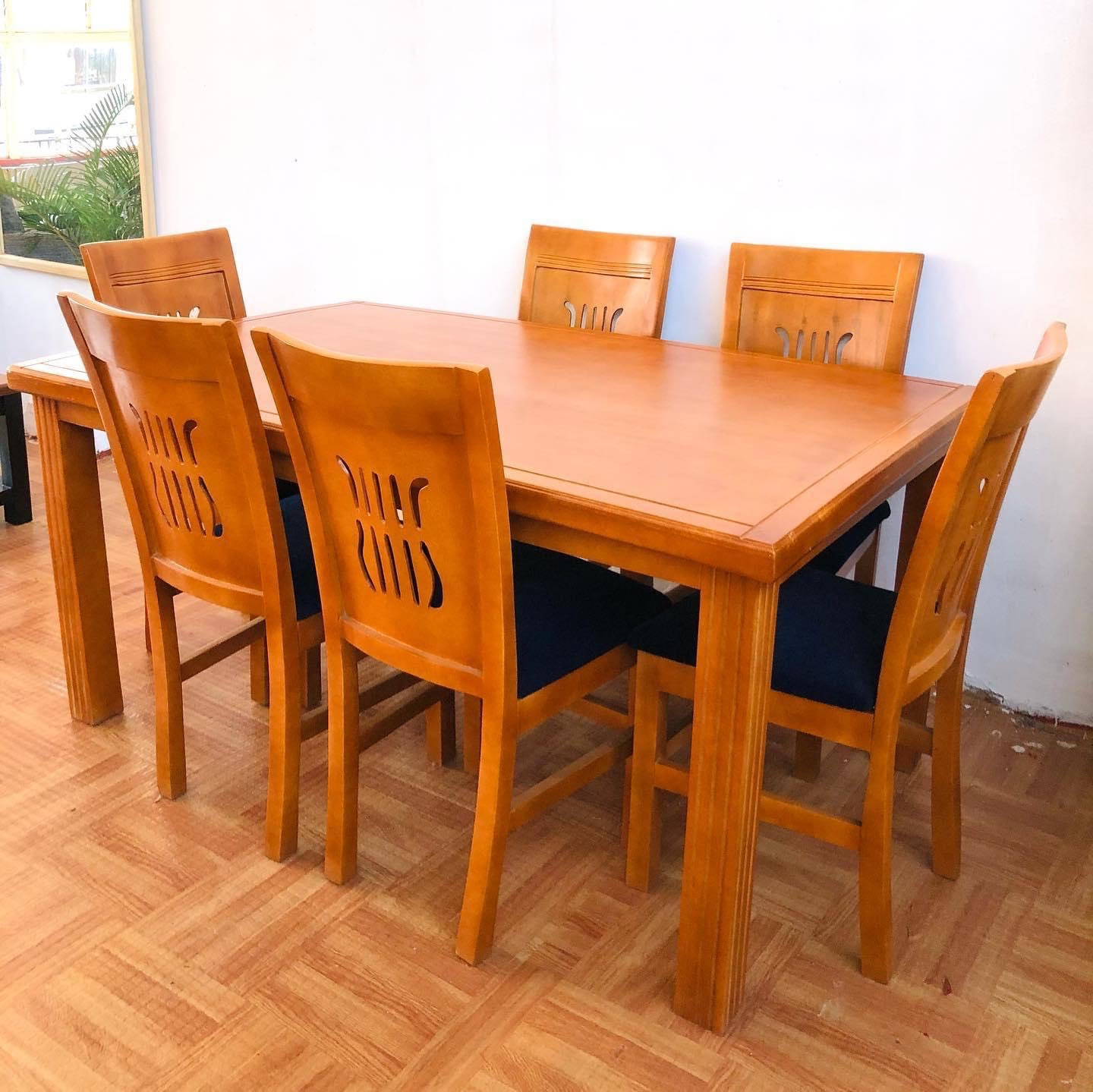 Dining 6 seater Seater Blue