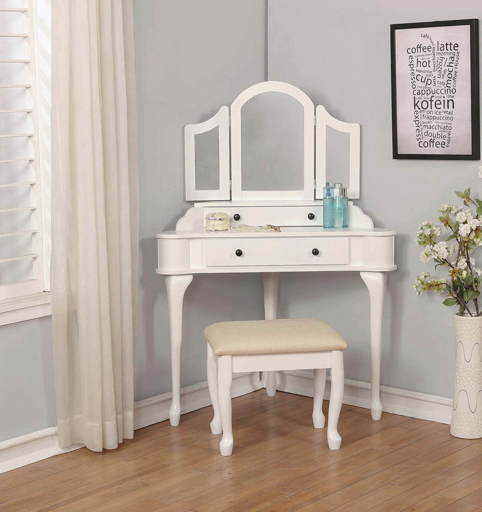 Dressing Table 4