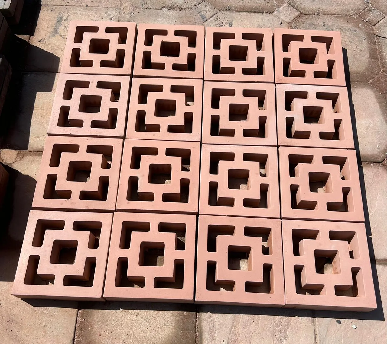 Island Breeze Blocks 300x300x70mm Light Red