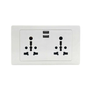 Twin Universal Socket with 2 USB